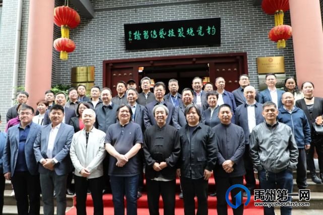 任星航担任中国民协中国五大名窑专委会主任 任星航担任中国民协中国五大名窑专委会主任