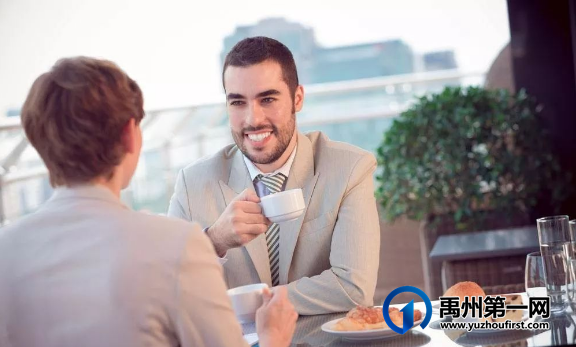 禹州天润公馆家门口的商铺如此受欢迎,究竟为何? 禹州天润公馆家门口的商铺如此受欢迎,究竟为何?