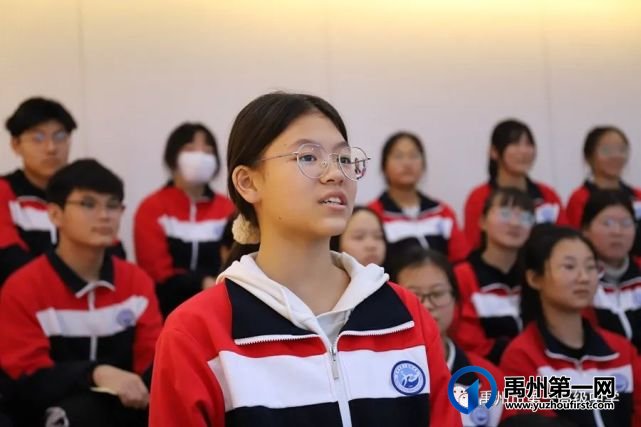禹州“书法2856慈善行”走进禹州一高 禹州“书法2856慈善行”走进禹州一高