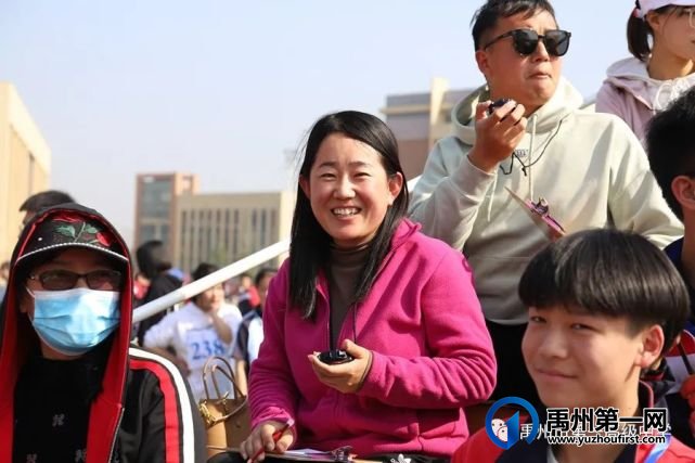 禹州一高运动会上的笑容,比招生简章更好用! 禹州一高运动会上的笑容,比招生简章更好用!