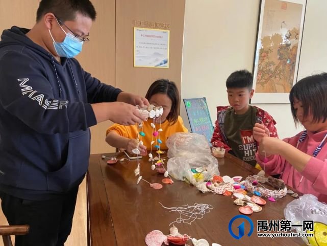 禹州润泓钧樾府巨型悬空娃娃机空降钧樾府,购房还送家电大礼包! 禹州润泓钧樾府巨型悬空娃娃机空降钧樾府,购房还送家电大礼包!