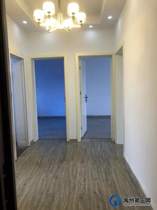 禹州黄金地段繁华小区三室一厅一卫 禹州黄金地段繁华小区三室一厅一卫