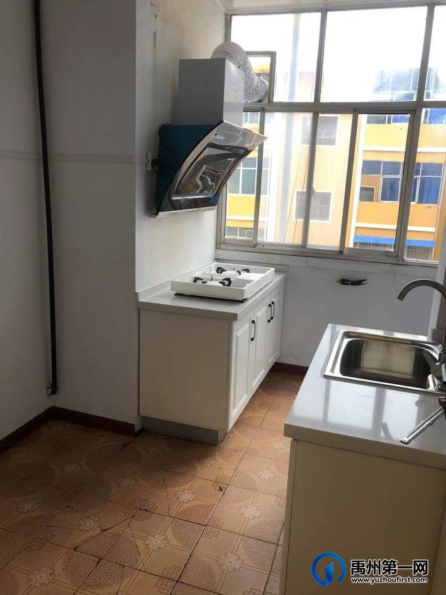 禹州市中心南城门正东烟草局小区急需资金降价出售 禹州市中心南城门正东烟草局小区急需资金降价出售