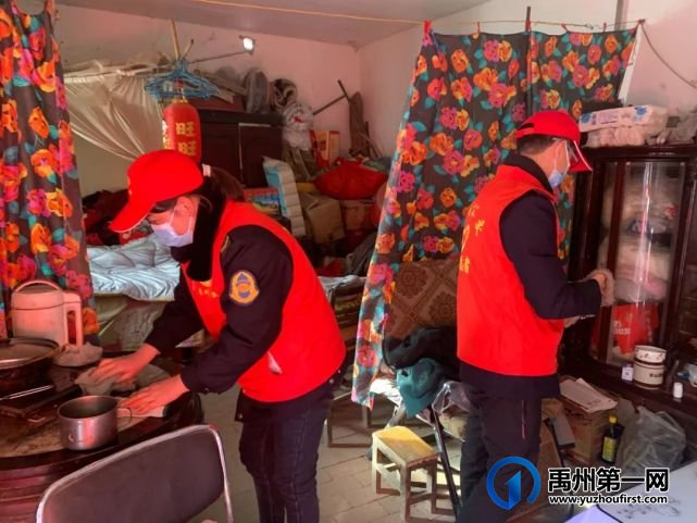 禹州公交志愿队深入范坡镇圈留村、东箕阿村开展帮扶活动 禹州公交志愿队深入范坡镇圈留村、东箕阿村开展帮扶活动