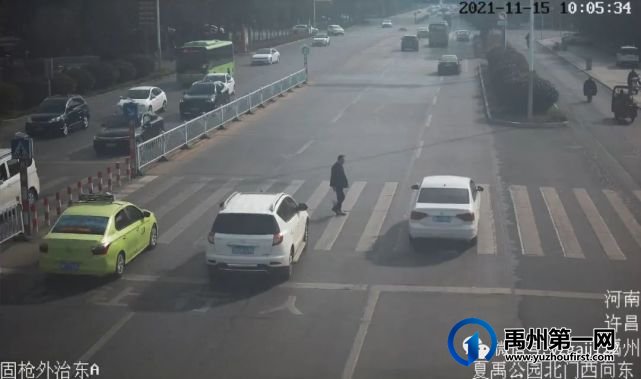 禹州曝光最新一批斑马线前不礼让行人 禹州曝光最新一批斑马线前不礼让行人