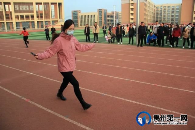 禹州市一高举办教师趣味运动会 禹州市一高举办教师趣味运动会