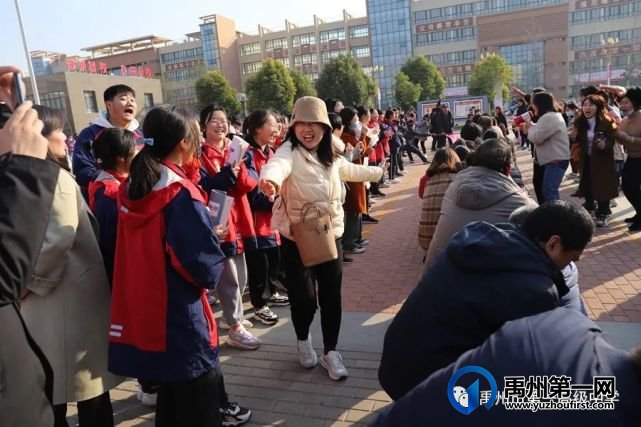 禹州市一高举办教师趣味运动会 禹州市一高举办教师趣味运动会