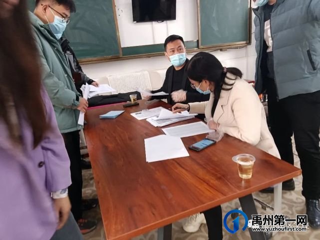 禹州南区学校顺利开展2022年高考信息采集工作 禹州南区学校顺利开展2022年高考信息采集工作