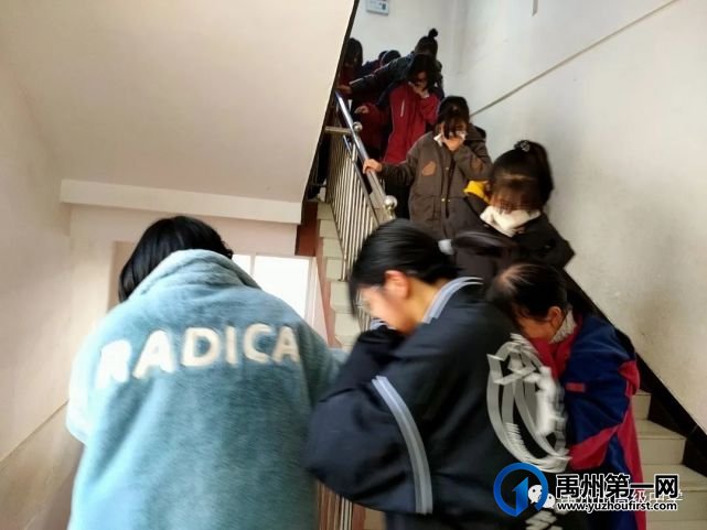 记禹州市高级中学消防疏散演练活动 记禹州市高级中学消防疏散演练活动