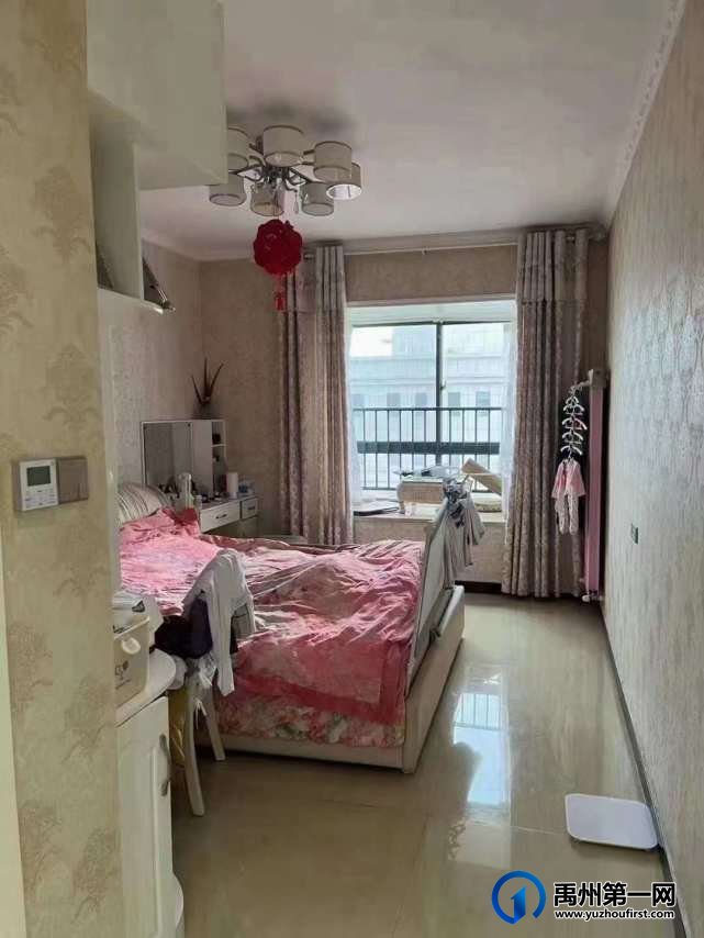 出售禹州恒达御园精装修141平方