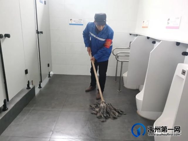禹州环卫:开展环境集中整治 扮靓人居生活环境 禹州环卫:开展环境集中整治 扮靓人居生活环境