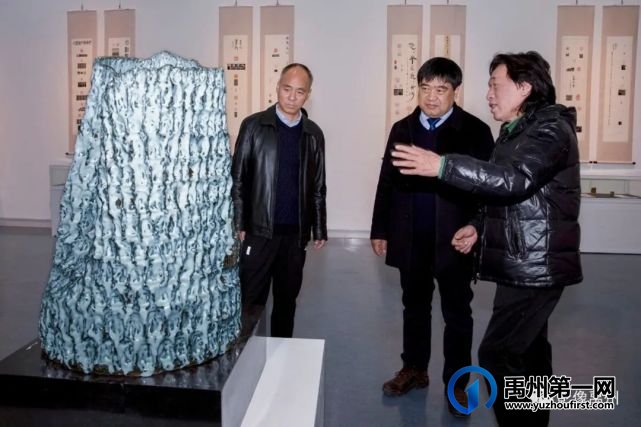 张金伟钧窑作品《文明之城》、《生命之塔》获得赞誉 张金伟钧窑作品《文明之城》、《生命之塔》获得赞誉
