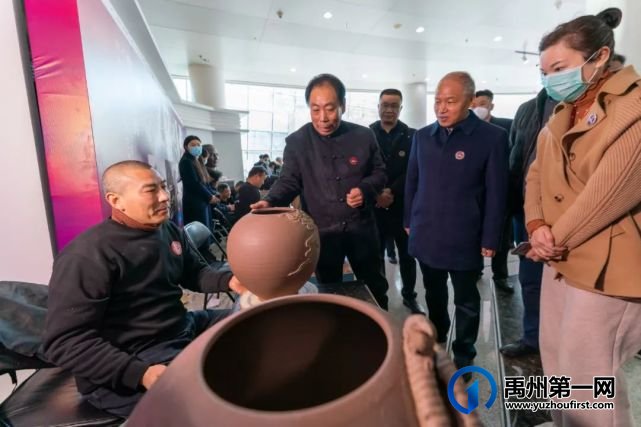 薪火传钧--刘建军钧瓷技艺传承展在省美术馆开幕 薪火传钧--刘建军钧瓷技艺传承展在省美术馆开幕