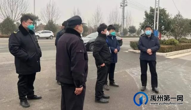 禹州公交35辆公交车“点对点”护送学生回家 禹州公交35辆公交车“点对点”护送学生回家