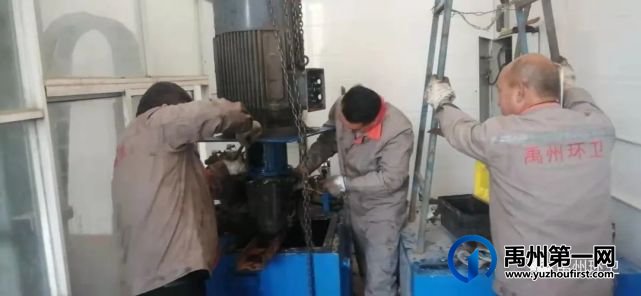 禹州环卫:技术过硬 勇挑重担 不怕吃苦 甘于奉献—记禹州市环卫中心修理班 禹州环卫:技术过硬 勇挑重担 不怕吃苦 甘于奉献—记禹州市环卫中心修理班