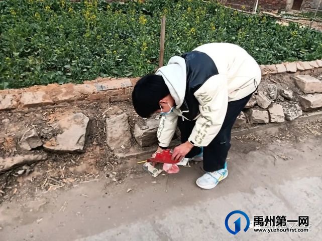 禹州南区学校春风十里,不如学雷锋的你 禹州南区学校春风十里,不如学雷锋的你