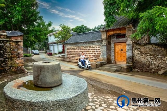 禹州市摄影家协会举办“最美抗疫摄影人”暨“魅力浅井”生态旅游摄影大赛颁奖典礼 禹州市摄影家协会举办“最美抗疫摄影人”暨“魅力浅井”生态旅游摄影大赛颁奖典礼