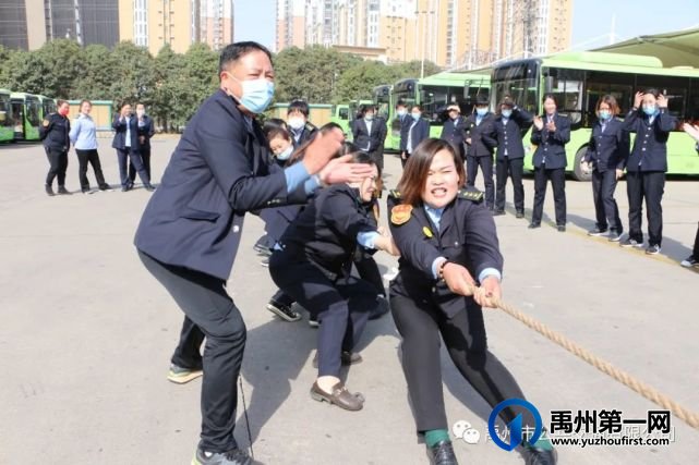 禹州公交开展系列活动庆祝“三八”妇女节 禹州公交开展系列活动庆祝“三八”妇女节