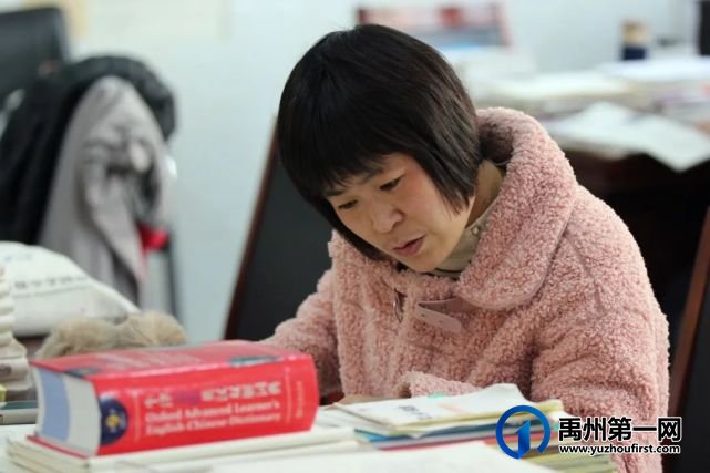 眼中有学生,心中有大海......有一种美好叫做禹州一高女教师! 眼中有学生,心中有大海......有一种美好叫做禹州一高女教师!
