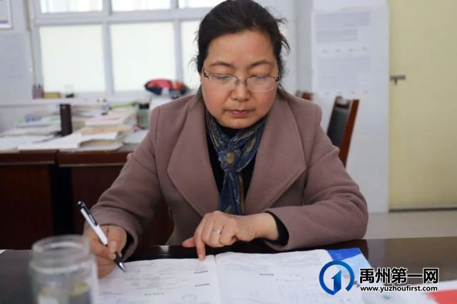 眼中有学生,心中有大海......有一种美好叫做禹州一高女教师! 眼中有学生,心中有大海......有一种美好叫做禹州一高女教师!
