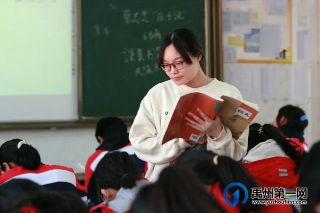 眼中有学生,心中有大海......有一种美好叫做禹州一高女教师! 眼中有学生,心中有大海......有一种美好叫做禹州一高女教师!