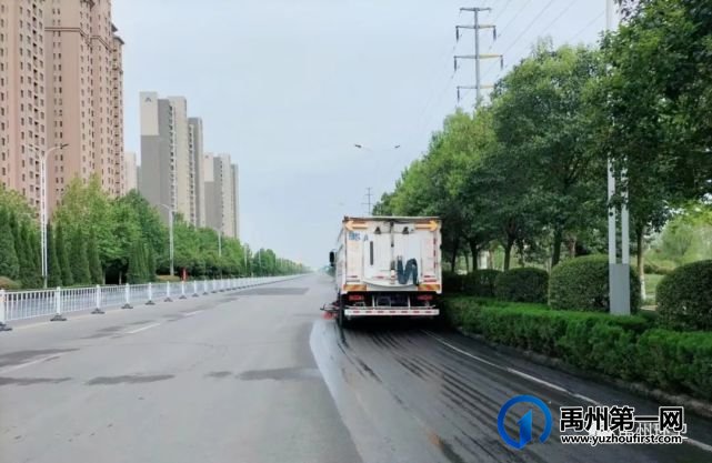 禹州环卫:清洁消杀两手抓 筑牢疫情防控“环卫防线” 禹州环卫:清洁消杀两手抓 筑牢疫情防控“环卫防线”