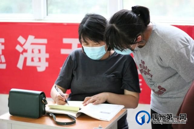 禹州一高 | 有他们这样“助考”,高三同学,你只管冲吧! 禹州一高 | 有他们这样“助考”,高三同学,你只管冲吧!