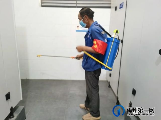 禹州环卫:精冲细扫保持洁净 倾心服务助力高考 禹州环卫:精冲细扫保持洁净 倾心服务助力高考