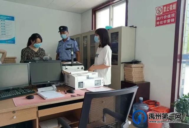 禹州民警:你们努力追梦,我们全力护航 禹州民警:你们努力追梦,我们全力护航