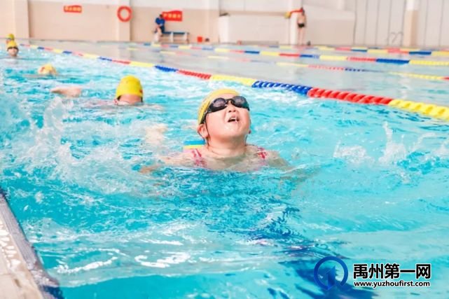 禹州这家5000㎡的游泳健身馆只需19.9元,即可享三次畅游... 禹州这家5000㎡的游泳健身馆只需19.9元,即可享三次畅游...