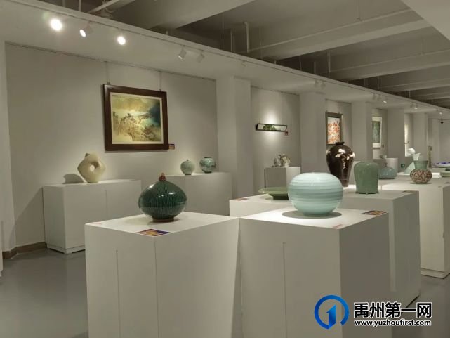 禹州钧瓷大师刘志军作品《无极》入选2022中韩陶瓷艺术交流展 禹州钧瓷大师刘志军作品《无极》入选2022中韩陶瓷艺术交流展