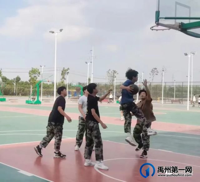 禹州职教:绽放青春魅力 彰显社团风采 禹州职教:绽放青春魅力 彰显社团风采