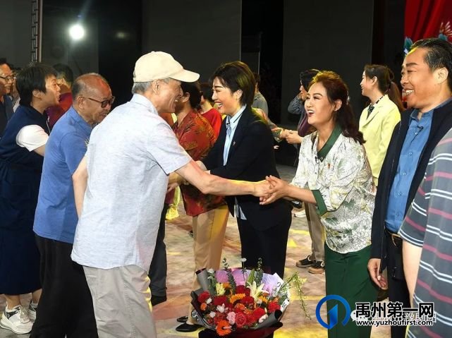 禹州市豫剧团原创大型现代戏《支部书记》,用实力谱写新篇章! 禹州市豫剧团原创大型现代戏《支部书记》,用实力谱写新篇章!