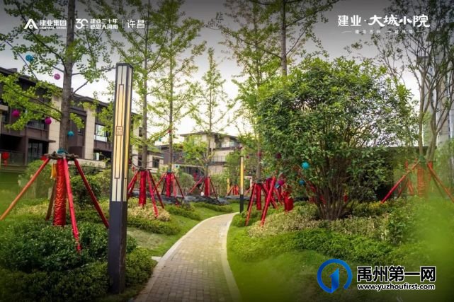 禹州环卫:大雨过后迅速行动 精冲洗刷保障畅通 禹州环卫:大雨过后迅速行动 精冲洗刷保障畅通