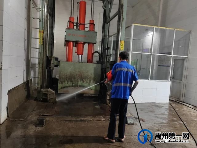 禹州环卫:打造洁净城市环境 服务项目观摩活动 禹州环卫:打造洁净城市环境 服务项目观摩活动