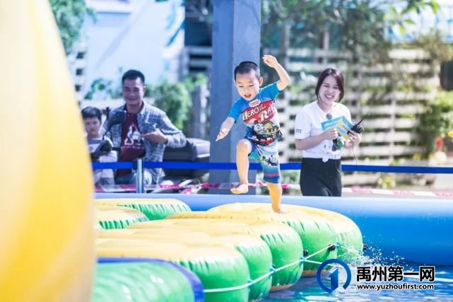 @禹州人,大海很远,但禹州建业春天里的狂欢水世界就在家门口,等你放肆嗨! @禹州人,大海很远,但禹州建业春天里的狂欢水世界就在家门口,等你放肆嗨!