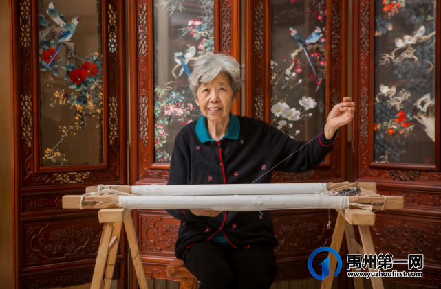工艺美术大师作品邀请展在宝丰举办,多名钧瓷界大师作品应邀参展 工艺美术大师作品邀请展在宝丰举办,多名钧瓷界大师作品应邀参展