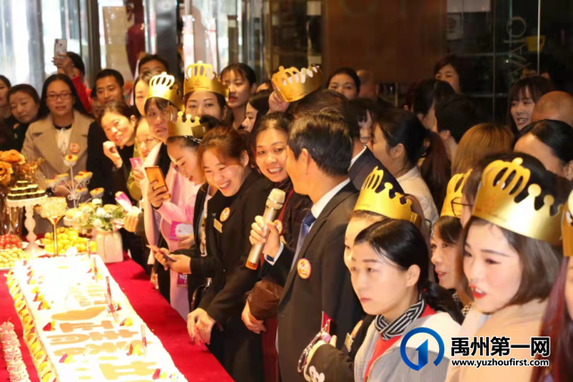 禹州一峰城市广场大量招人!上一休一,暑假免费帮员工带娃,快来报名吧! 禹州一峰城市广场大量招人!上一休一,暑假免费帮员工带娃,快来报名吧!