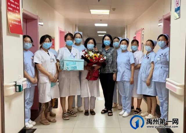 禹州市二院开展医师节慰问活动 禹州市二院开展医师节慰问活动