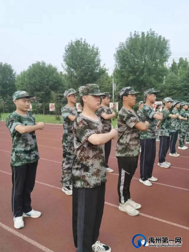 2022年禹州市高级中学高二新生军训掠影 2022年禹州市高级中学高二新生军训掠影