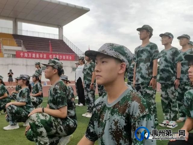 2022年禹州市高级中学高二新生军训掠影 2022年禹州市高级中学高二新生军训掠影