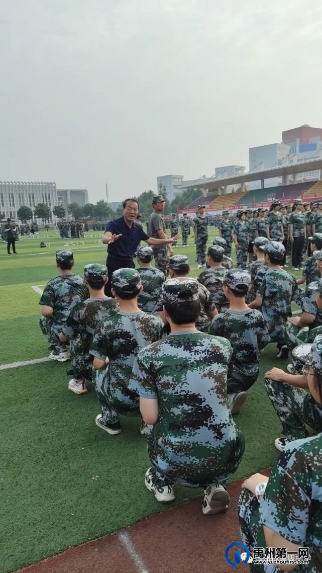 2022年禹州市高级中学高二新生军训掠影 2022年禹州市高级中学高二新生军训掠影