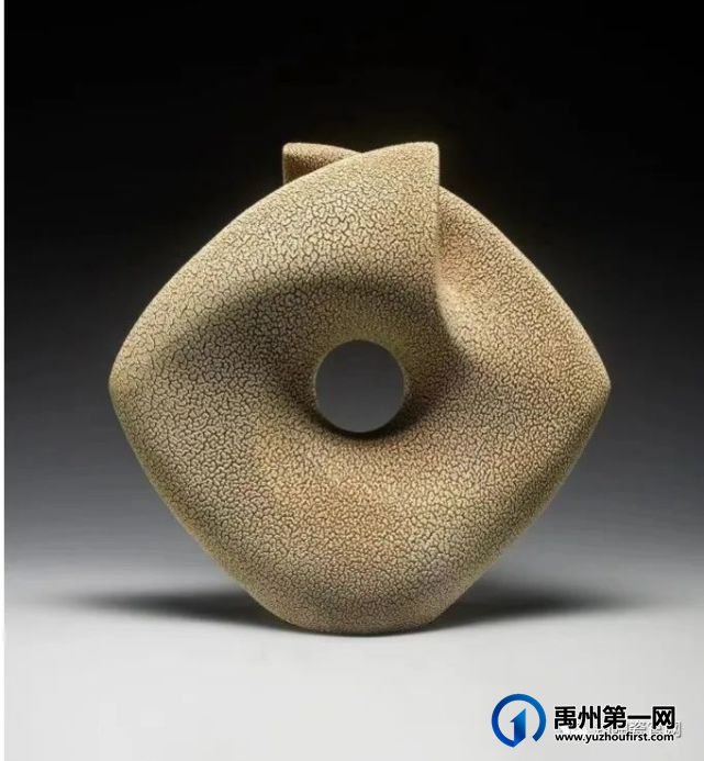 国家博物馆收藏刘志军钧窑瓷器作品启运仪式在禹州钧台窑址博物馆举行 国家博物馆收藏刘志军钧窑瓷器作品启运仪式在禹州钧台窑址博物馆举行