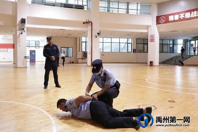 省厅警务实战教官团到禹州市公安局开展实战考核送教活动 省厅警务实战教官团到禹州市公安局开展实战考核送教活动