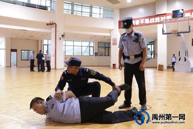 省厅警务实战教官团到禹州市公安局开展实战考核送教活动 省厅警务实战教官团到禹州市公安局开展实战考核送教活动