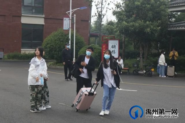 禹州中专圆满完成2022秋新生入学报到 禹州中专圆满完成2022秋新生入学报到