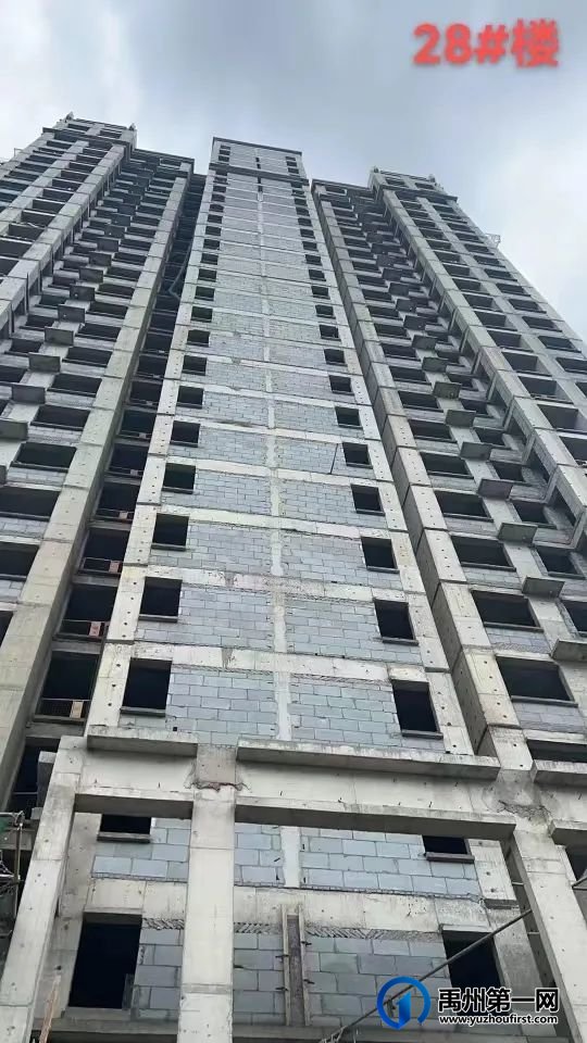 禹州新龙华庭九月家书:西地块最新的工程进度 禹州新龙华庭九月家书:西地块最新的工程进度