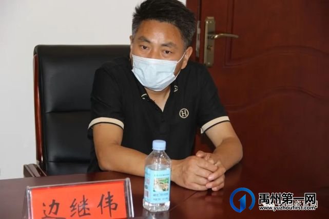 点赞!爱心钧瓷企业捐赠作品 助力禹州高中乡土文化教育 点赞!爱心钧瓷企业捐赠作品 助力禹州高中乡土文化教育