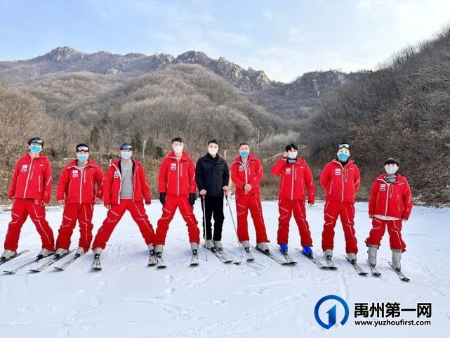禹州大鸿寨滑雪场邀您冰雪狂欢 禹州大鸿寨滑雪场邀您冰雪狂欢