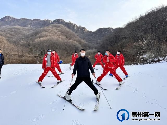 禹州大鸿寨滑雪场邀您冰雪狂欢 禹州大鸿寨滑雪场邀您冰雪狂欢